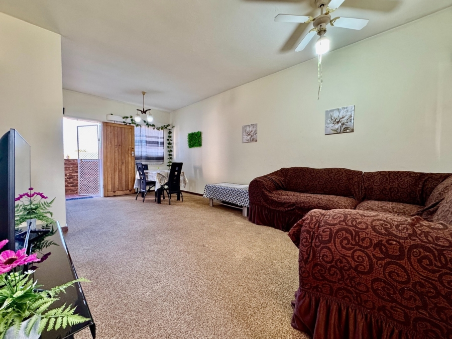 1 Bedroom Property for Sale in Die Bult North West